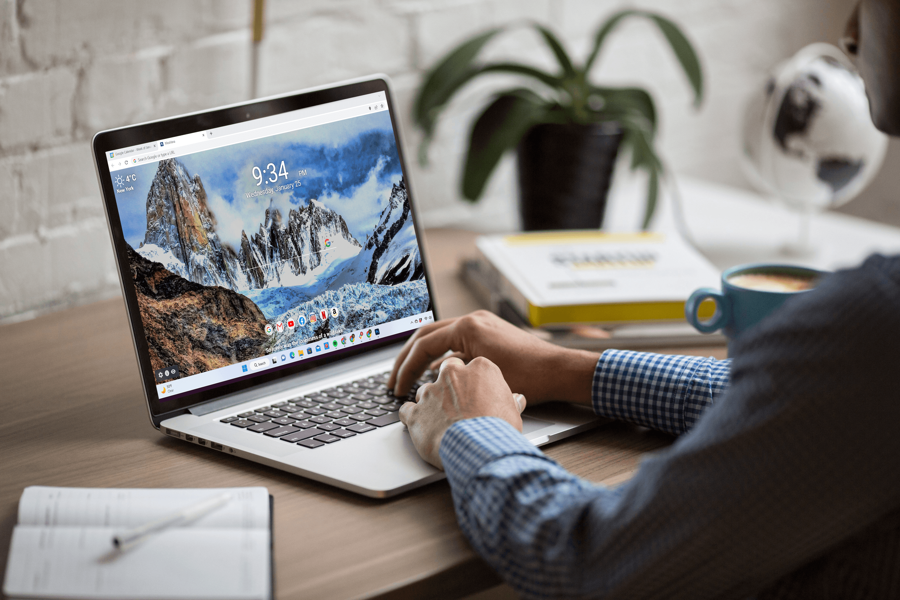 Boosting Productivity: The Power of Customizing Your Workspace